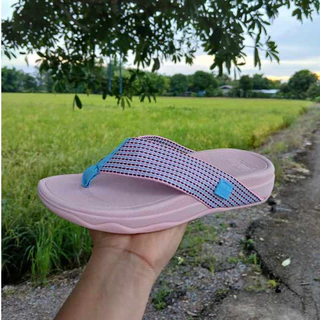 รองเท้าแตะ fitflop mix สีชมพูหูคีบผื่นนิ่มเบ่าใส้สบายไม่เจ๊บเท่างานปาย