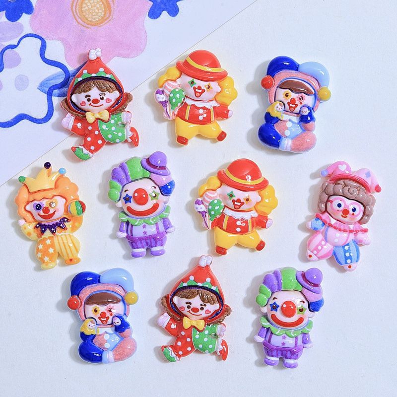 เรซิ่นdiy ตัวตลก 5 ชิ้น ทางร้านคละแบบให้ ราคาพิเศษ สินค้าใกล้หมด (ราคาเฉพาะเรซิ่น)