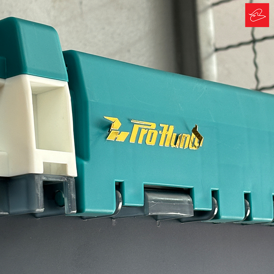 กล่อง Pro-Hunter x MEBAO รุ่น model MB-707 กว้าง 42 x ยาว 23 x สูง 28 cm มี 3 สีให้เลือก เขียว / เทาเหลือง / ฟ้าสาหร่าย