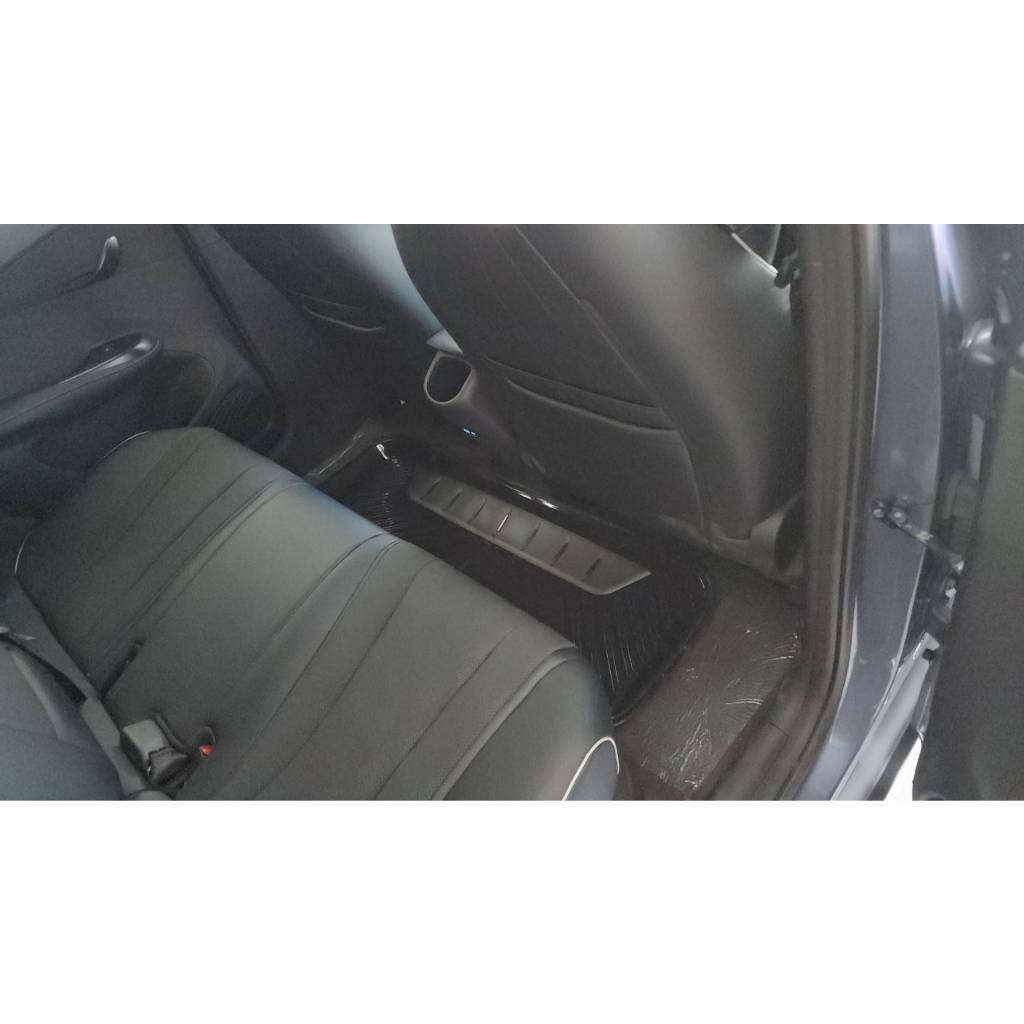 LEOMAX Clearance Sales ถาด PVC รุ่น SPACE TRAY วางท้ายรถ วางสิ่งของ ของเปียก รองเท้า ขนาด 38×95 ซม. ราคา ถูกที่สุด ดีลบีเคเค แกลเลอรีภาพที่ 8