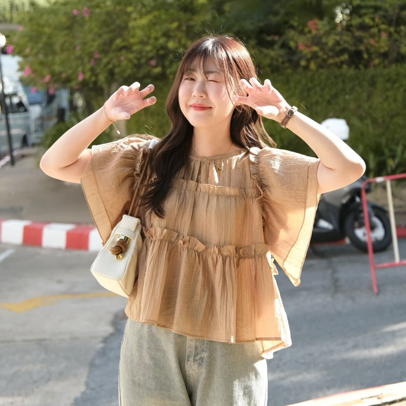 Bubble top 🫧 Chakiya.store❣️เสื้อแต่งระบาย แขนพลิ้วๆ มี 7 สีเลยค่า รูปที่ 4