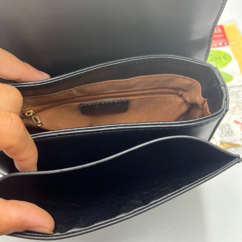 กระเป๋าสะพายข้าง รุ่นกำลังฮิตขายดีขนาด 7.5 งานสวยอุปกรณ์ครบมีพร้อมส่ง