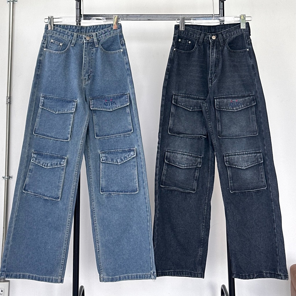 Atipashop - PLEASE T JEANS กางเกงยีนส์ ทรงคาร์โก้ กระเป๋าปักโลโก้ Atipa
