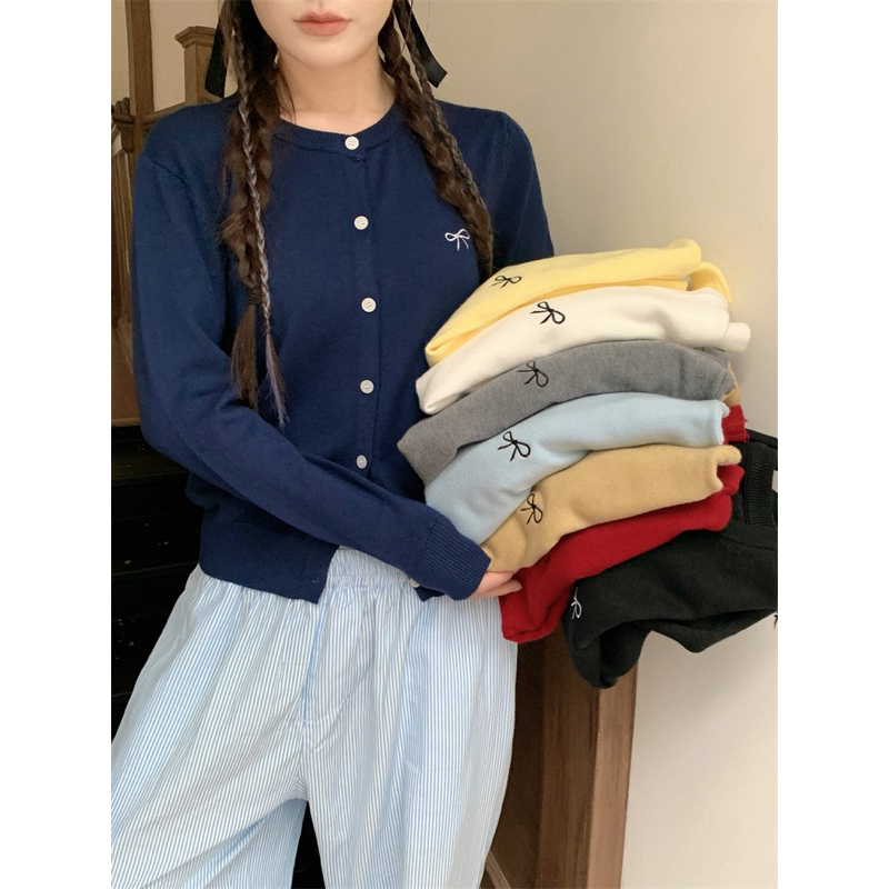 (Shopee video มีโค้ดลดเพิ่ม)พร้อมส่ง - Everyday bow cardigan เสื้อคาร์ดิแกน ไหมพรม ปักโบว์