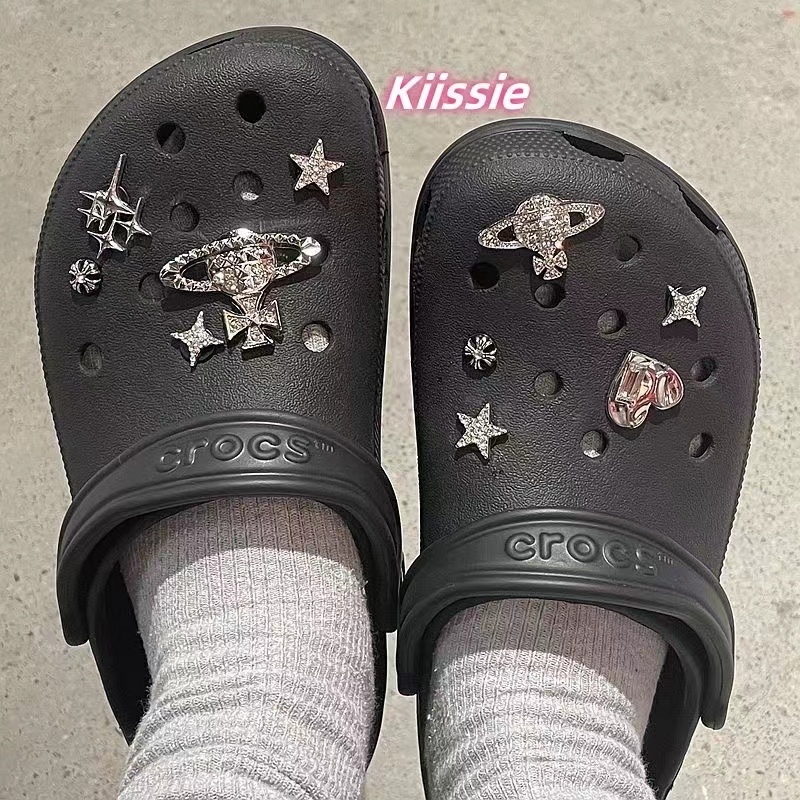 Lost Saturn Hole รองเท้า Universal Accessories รองเท้าสามมิติดอกไม้ปรับ Crocs ดอกไม้รองเท้า DIY ถอดรองเท้าแตะหัวเข็มขัด