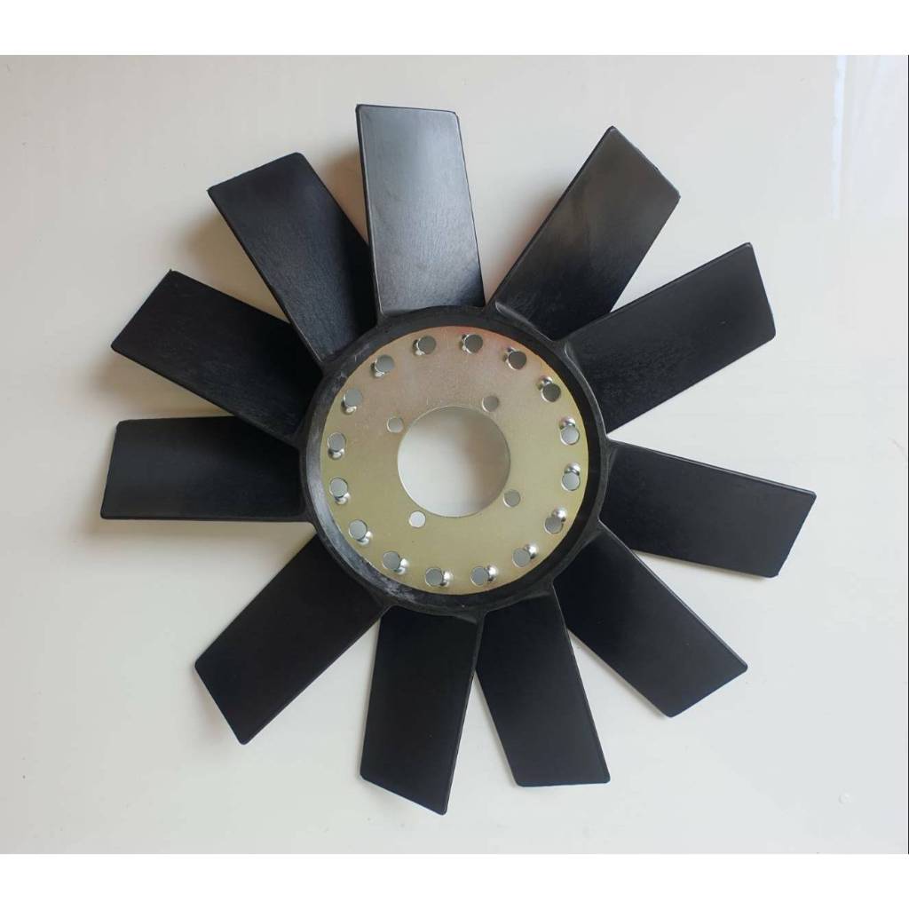 ใบพัดลมหม้อน้ำ FORD T6 ,MAZDA BT50 PRO 2.2,3.2 อันละ800-