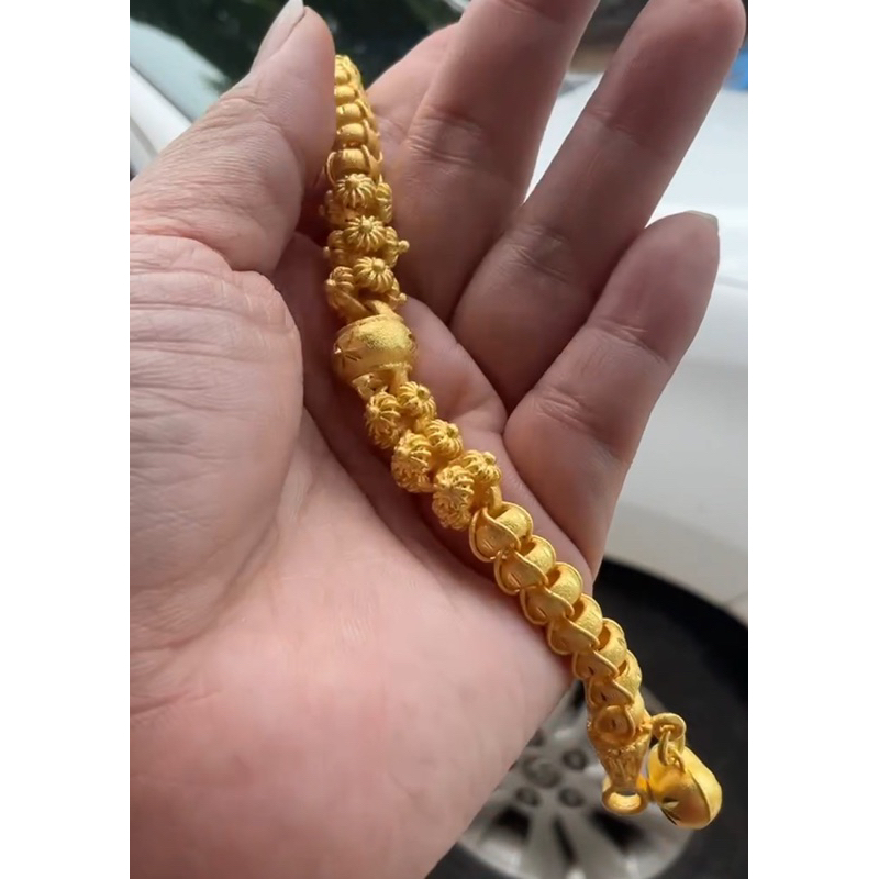 สร้อยข้อมือ3฿ เม็ดข้าวโพดตกแต่งดอกพิกุล (แถมตะขอ2ตัว)