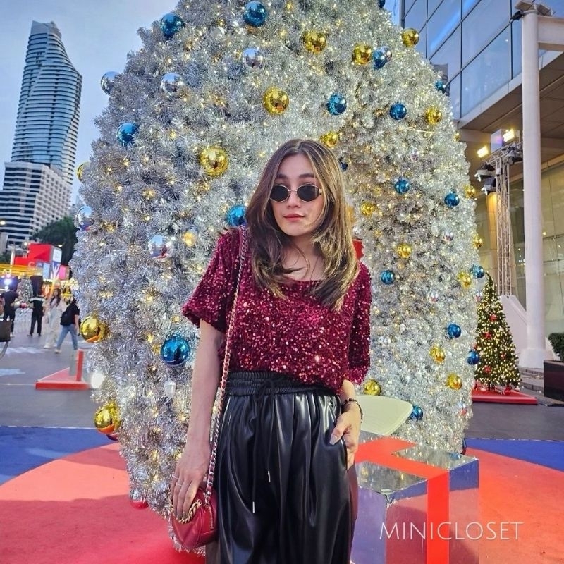 เสื้อแขนสั้นตัวโคร่งๆ​​ วิ้งๆ​ ใส่กลางคืน​วิบวับ​ เที่ยวคาเฟ่​ มี​ 3 สี ราคา ถูกที่สุด ดีลบีเคเค แกลเลอรีภาพที่ 8