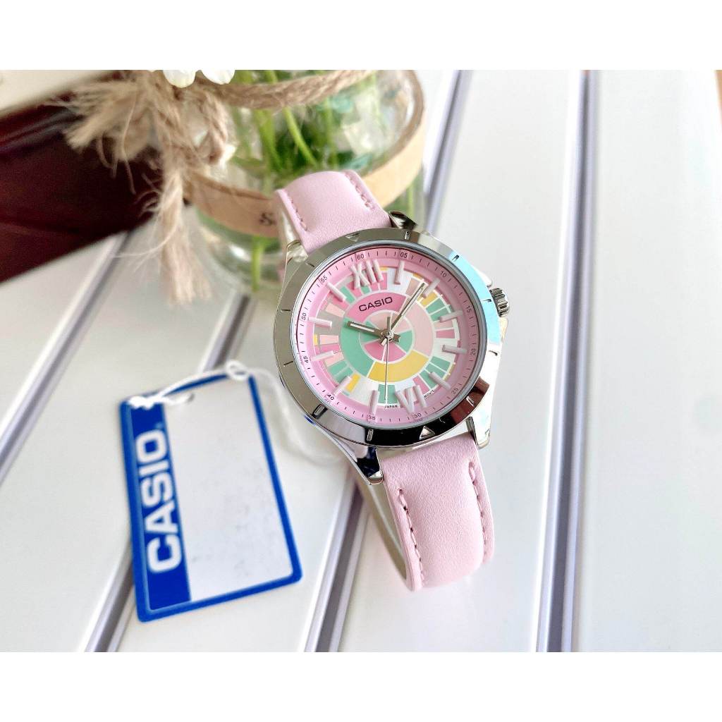 Casio นาฬิกาข้อมือผู้หญิง รุ่น LTP-E129L-4ADF Lady Watch Quartz