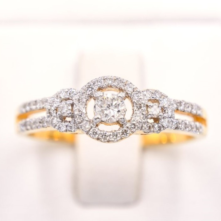 แหวนล้อม 3 วง บ่าเพชรคู่ แหวนเพชร แหวนทองเพชรแท้ ทองแท้ 37.5% (9K) ME870