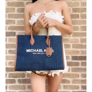 👜👜กระเป๋าสะพาย/มีสายยาว ถอดได้ New Michael Kors Mirella Medium Tote Shoulder Handbag Purse Indigo Blue ผ้ายีนส์