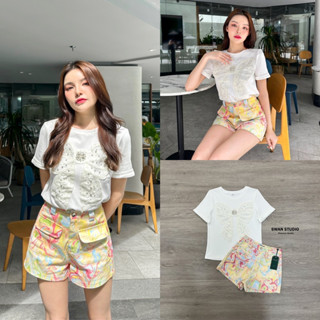 Code : M9 Swan Set ชุดเซ็ตเสื้อยืดสีขาว กางเกงขาสั้นผ้าลายเรนโบว์ สำหรับผู้หญิง ไซส์ Xs-L