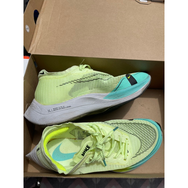 แท้✨ NIKE✔️ zoomx vaporfly next% 2 พร้อมกล่อง สินค้ามือสอง