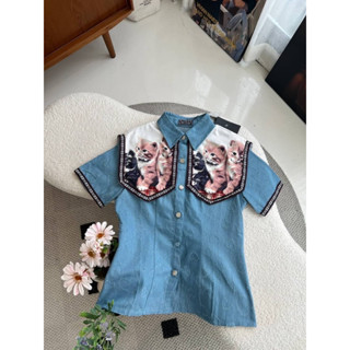 เสื้อยีนส์สีอ่อนสะกิดลายดอกไม้ปกแมว🪶Vintage Jeans Shirt🐈ป้าย ploypa