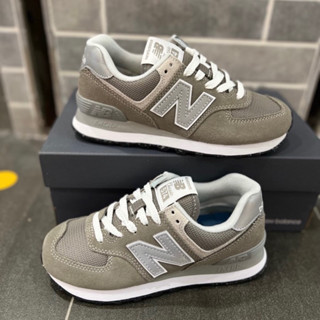 อ่านก่อนสั่งค่ะ 😊 Pre-order ✈️ รองเท้า New Balance 574 (ML574EGV)