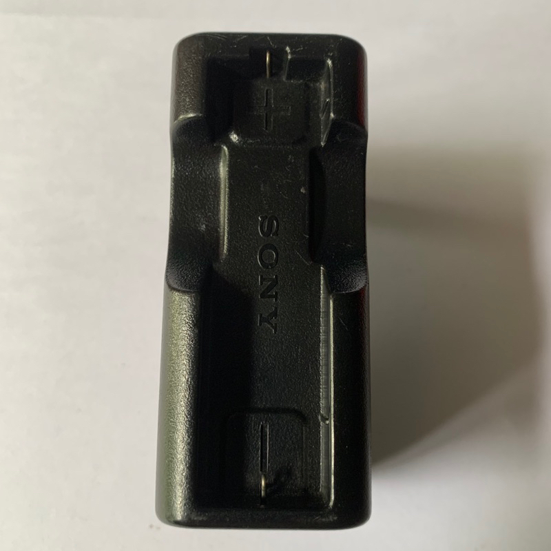 Used Original Sony gum cell charger BC-7DN Ni-Cd ที่ชาร์จแบตเตอรี่โซนี่ แบตหมากฝรั่งสำหรับเครื่องเล่