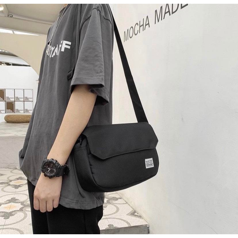 the blue boxford - BL34 กระเป๋าสะพาย