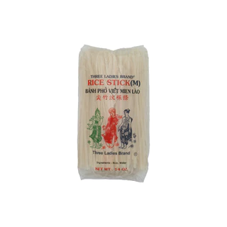 ทรีเลดี้ เส้นเฝอ เส้นก๋วยเตี๋ยวอบแห้ง 3mm. 400g. (1 ห่อ)