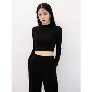 เสื้อครอปคอเต่าแขนยาว เอวลอย (ผ้าคอตตอน)