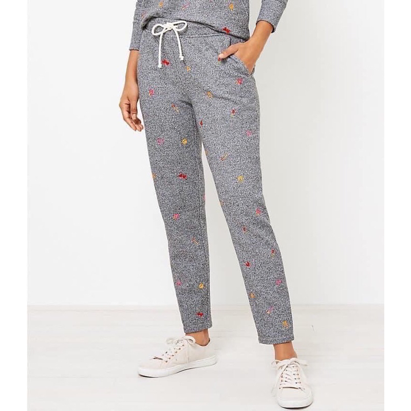 กางเกง ทรงวอมขาปล่อย ปักลาย