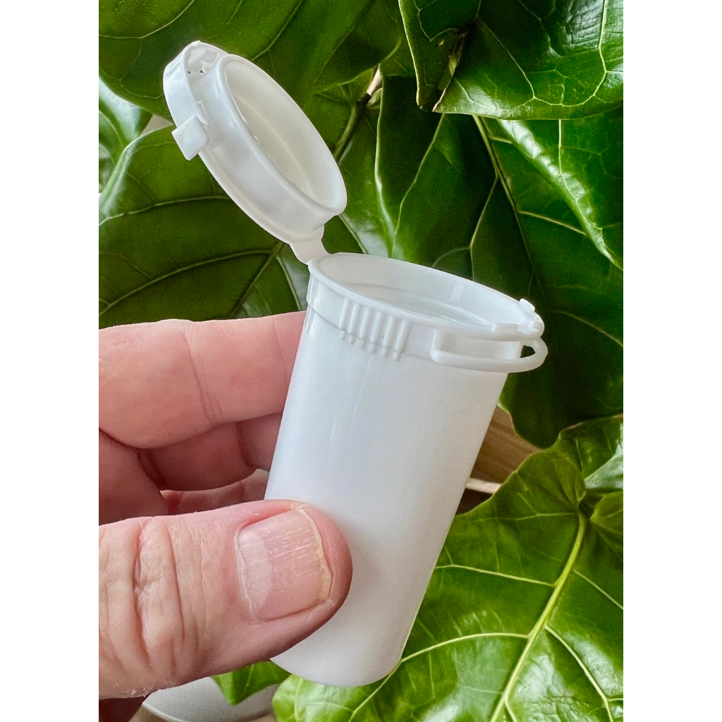 13 Dram Tube 3.4 cmx6.9cm Hold 1 Gram Color: White  50 pieces