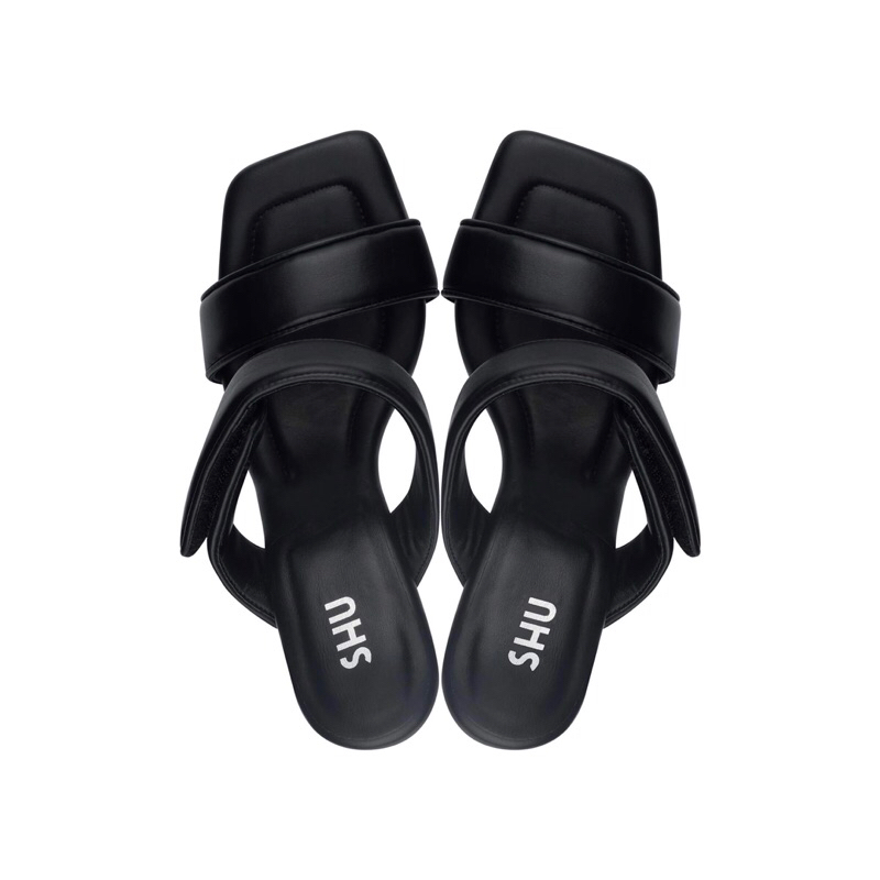 รองเท้าส้นสูง สีดำsize38 สูง3” ยี่ห้อ shu.global