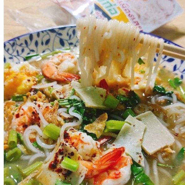 ข้าวเปียกเส้นเมืองเลย มีหมูยอ ก๋วยจั๊บญวน ผงชุปนัวร์ เส้นสด เหนียวนุ่มมาก