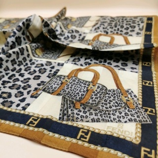 ผ้าเช็ดหน้า FENDI 19-9 T print