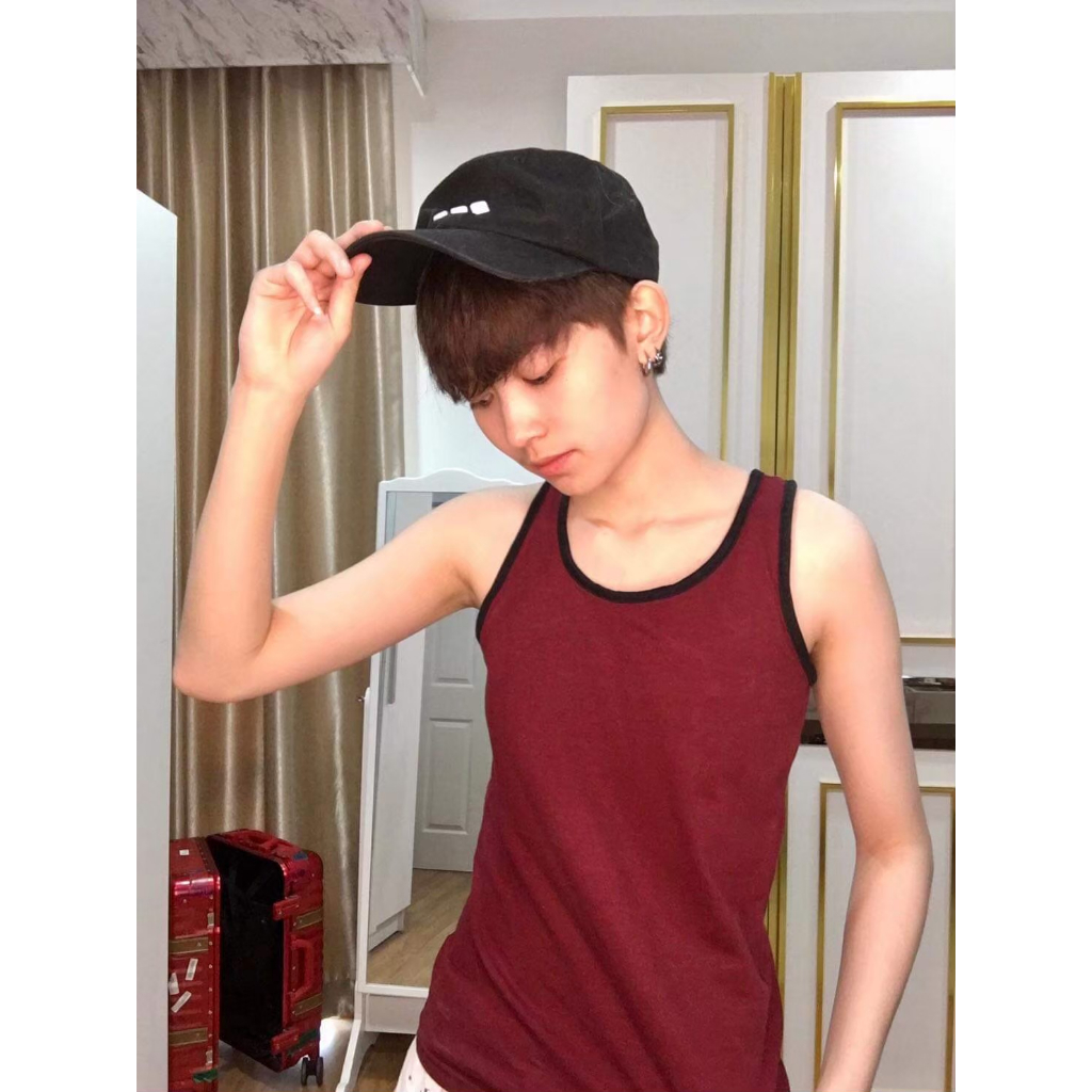 (SET 10 ตัว 1,500 บาท ) คละสี คละไซส์ได้ TOM FIN เสื้อกล้ามทอม ใส่แล้วอกแบนเรียบ รุ่น Classic - รูปที่ 4