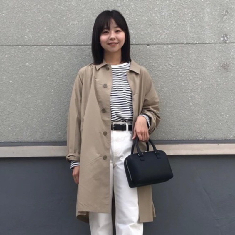 UNIQLO เสื้อแจ็คเก็ต เสื้อคลุม กันลม กันน้ำ POCKETABLE HALF COAT (A0202)