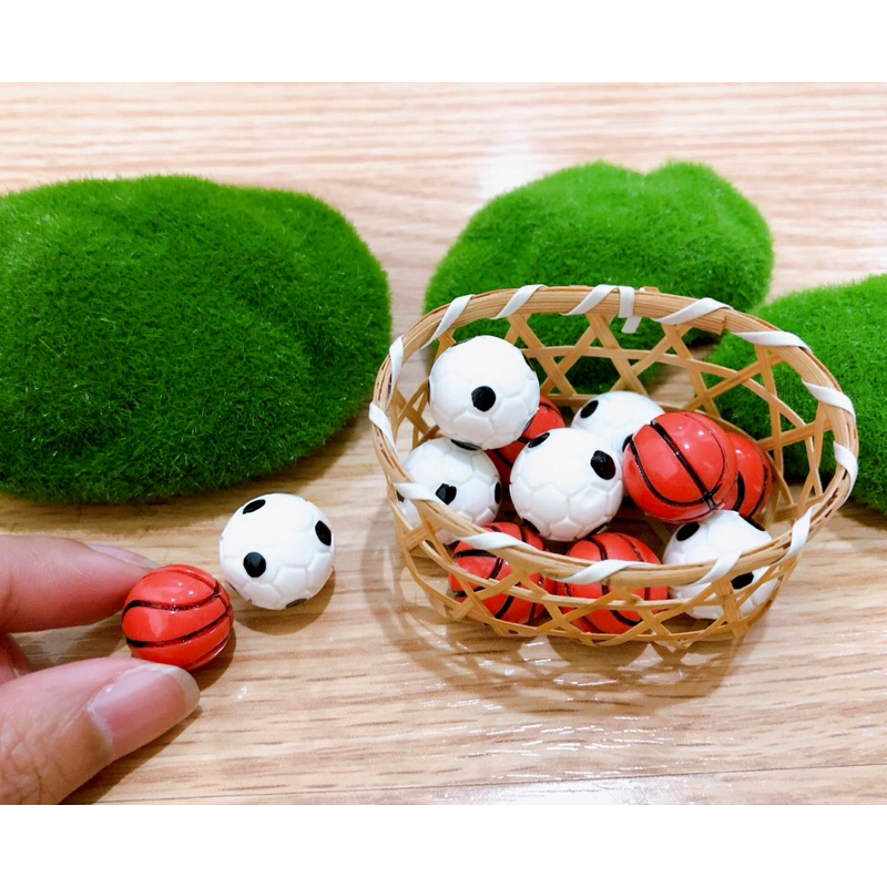 โมเดลลูกบอลจิ๋ว ลูกบาสจิ๋ว ขนาด 1.2-1.5 cm. ราคา/ชิ้น
