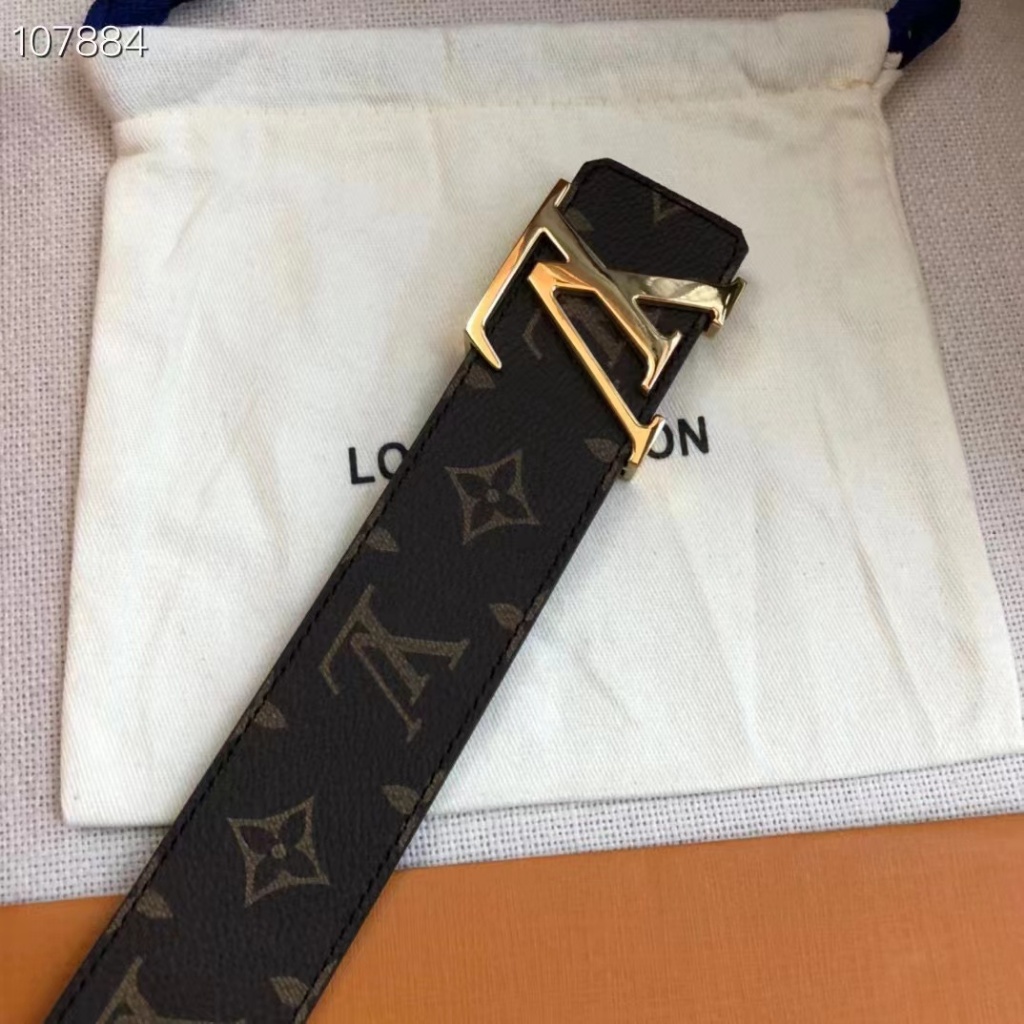 LV men's belt: 4.0 width, integrated casting hardware, original leather material