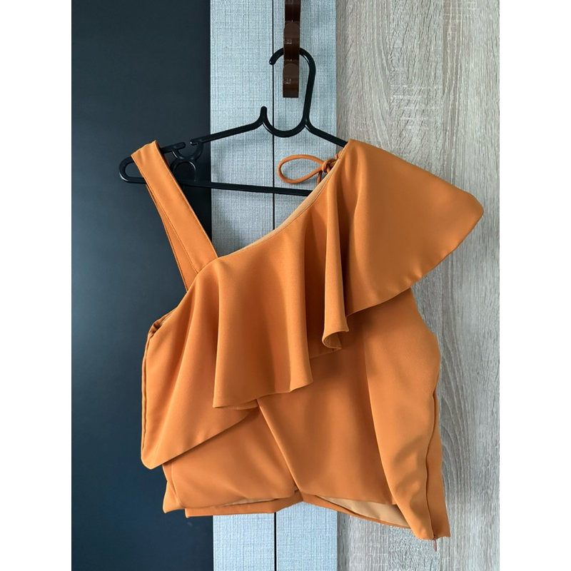 Menar Official ไหล่เฉียง