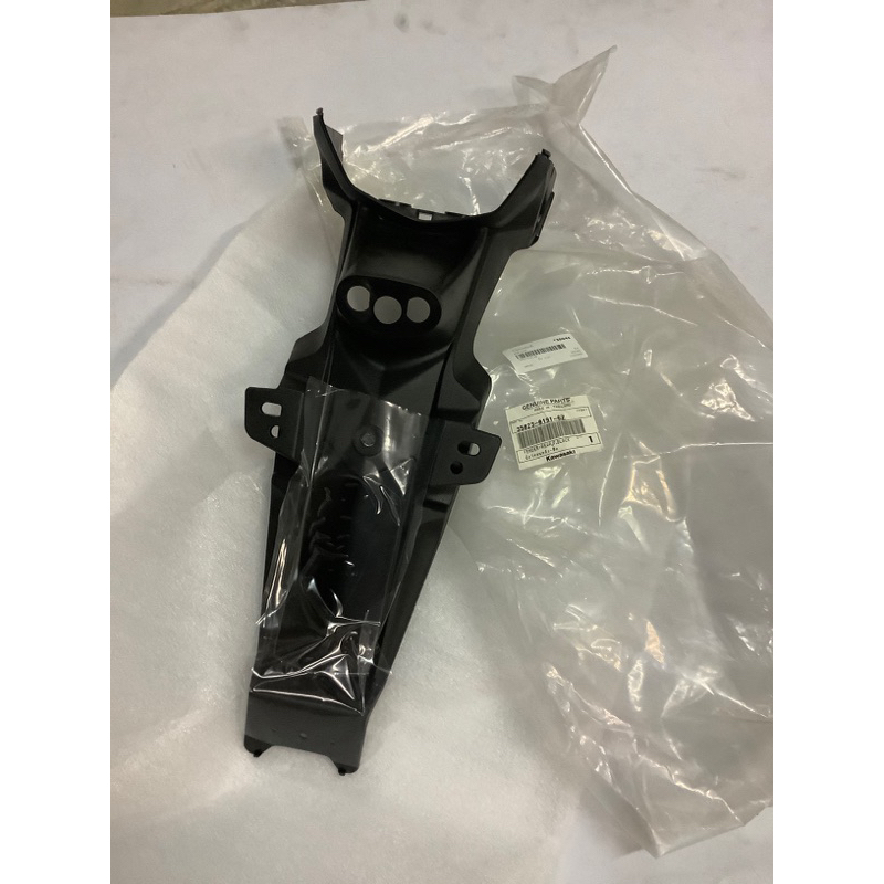 บังโคลนหลังแท้KSR-NEW-Kawasaki*38044-690