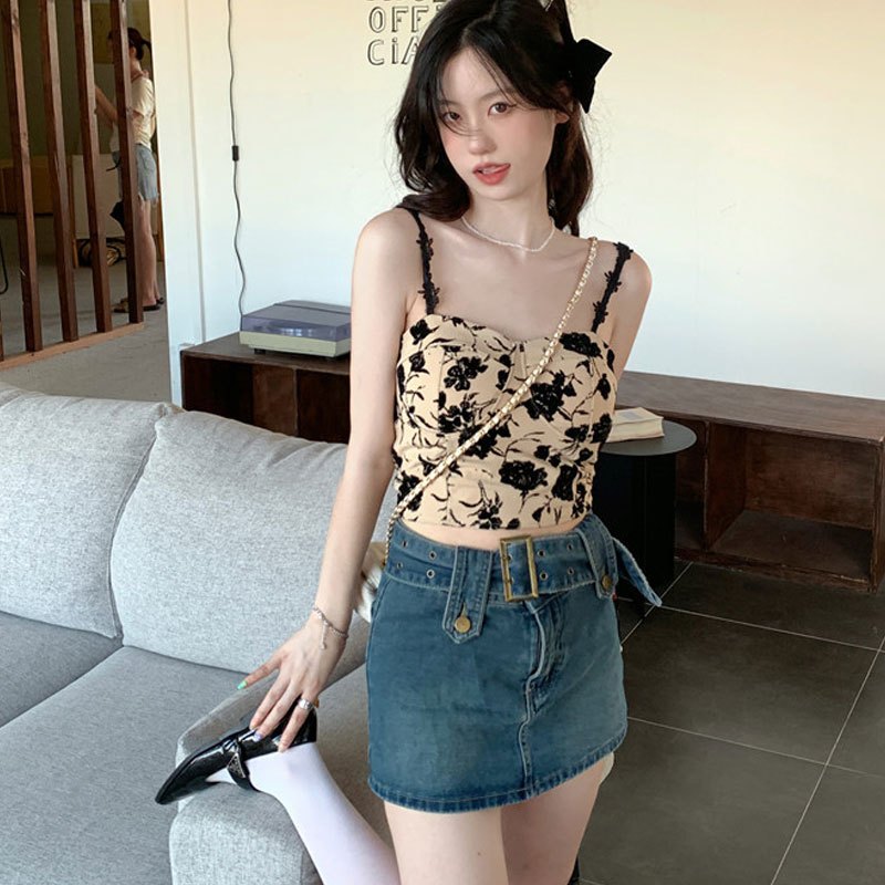 เสื้อแขนกุด แต่งสม็อค ลายดอกไม้ สไตล์ลำลอง สำหรับผู้หญิง ปั้มนูนลายดอกไม้ เสื้อในเซ็กซี่ ลายดอกไม้ ลูกไม้ ฟองน้ำในตัว