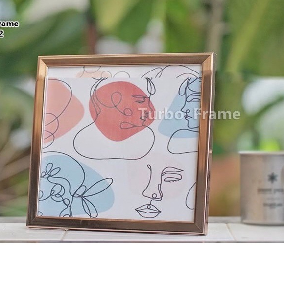 กรอบรูป สี่เหลี่ยมจัตุรัส  กรอบรูปของขวัญ ขนาด 4x4",5x5",6x6", 7x7", 8x8”, 9x9", 10x10", 12x12"  สีโรสโกลด์ , ขาวเสี้ยน
