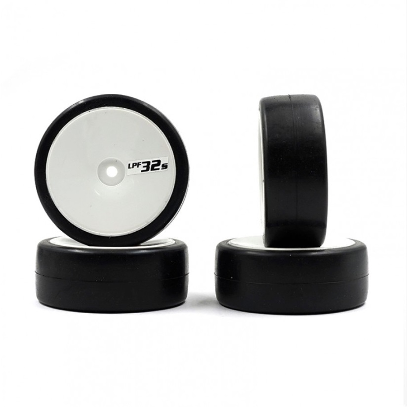 โปรโมชั่นซื้อ1แถม1 ยางแก้มเตี้ย LOW Profile ยางทางเรียบรถวิทยุบังคับ ยางทัวริ่งยางนิ่ม สินค้าr/cสำหรับ 1:10 (4วง) *1แถม1