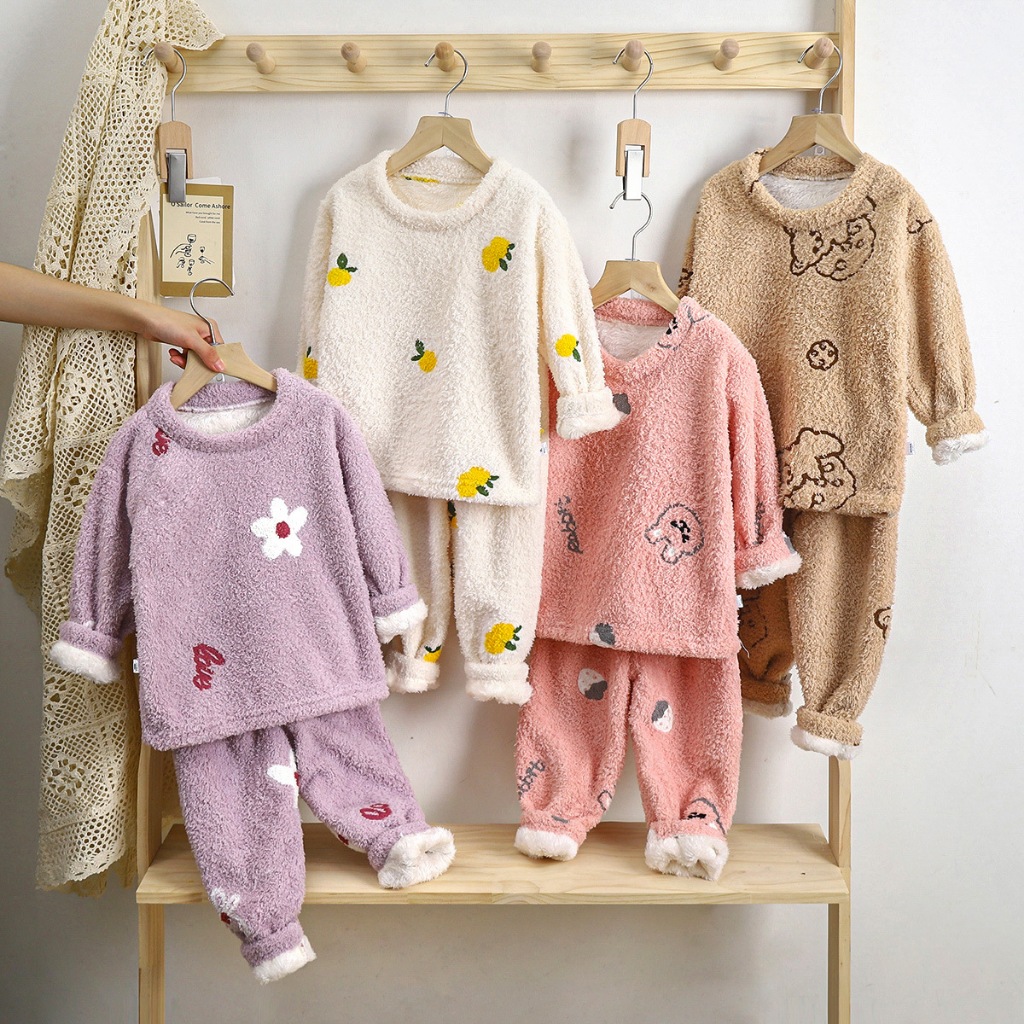 Babyonline(Y449)OF00 ชุดเซ็ตเสื้อกันหนาวแขนยาวขายาวขนแกะเด็กลายสัตว์น่ารัก ผ้าหนา นิ่ม ให้ความอบอุ่น