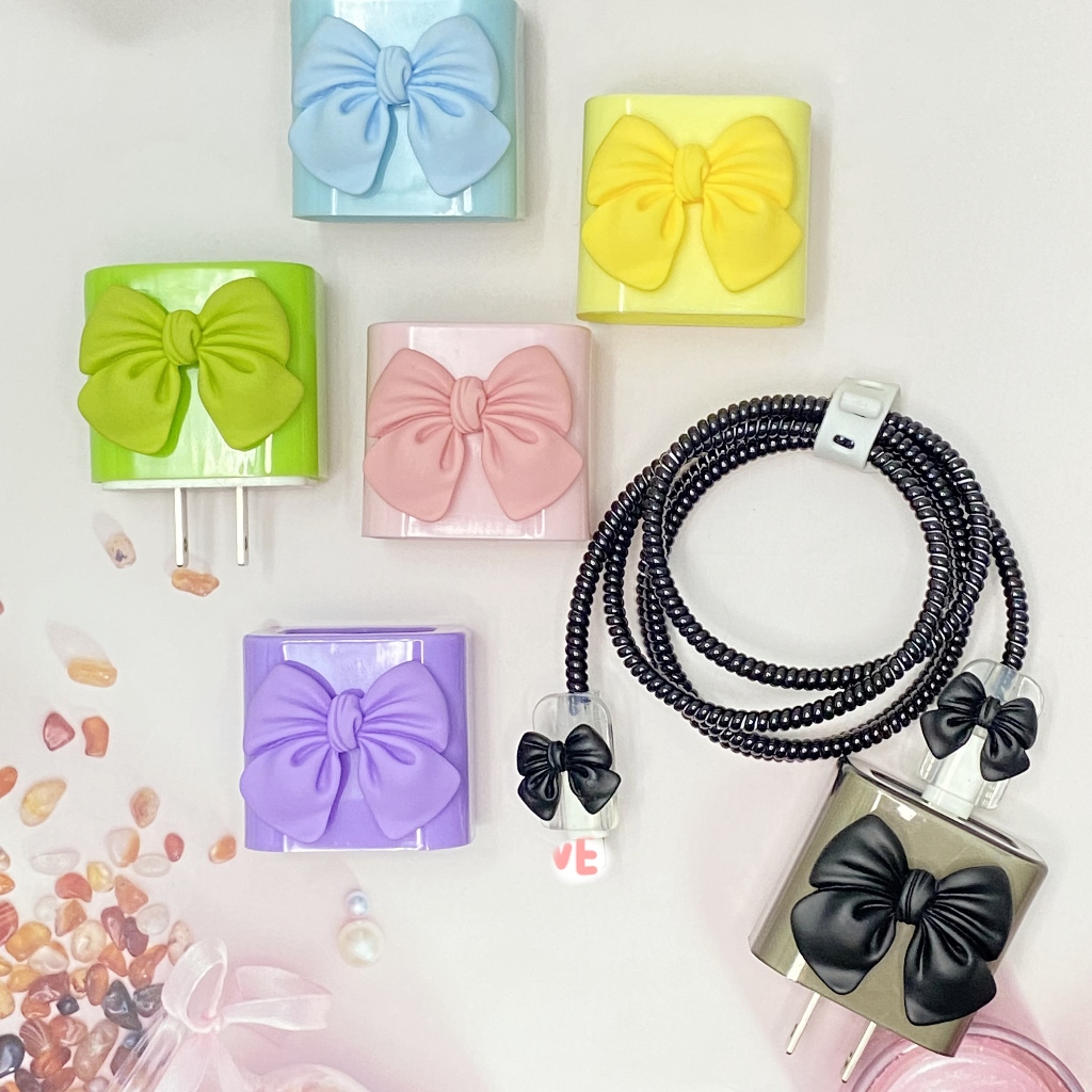 พร้อมส่ง ชุดถนอมสายชาร์จสำหรับไอโฟน 20วัตต์ ลายน่ารัก สีตรงปก สวยมาก กันกระแทกได้ดี