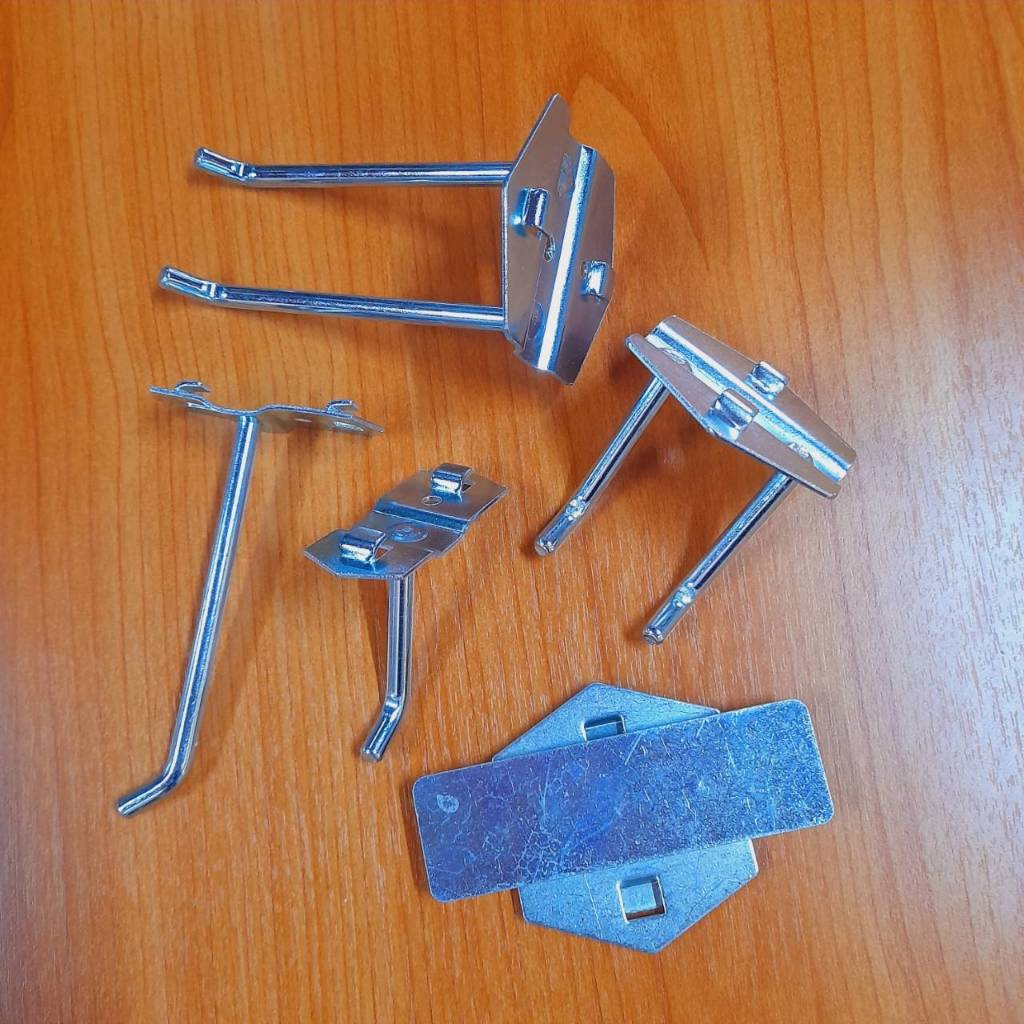 พร้อมส่ง ตะขอ แขวน ฮุกเหล็ก Hook ตะขอคู่ ใช้กับ Pegboard ติดตั้งง่ายแข็งแรง สินค้าพร้อมส่ง