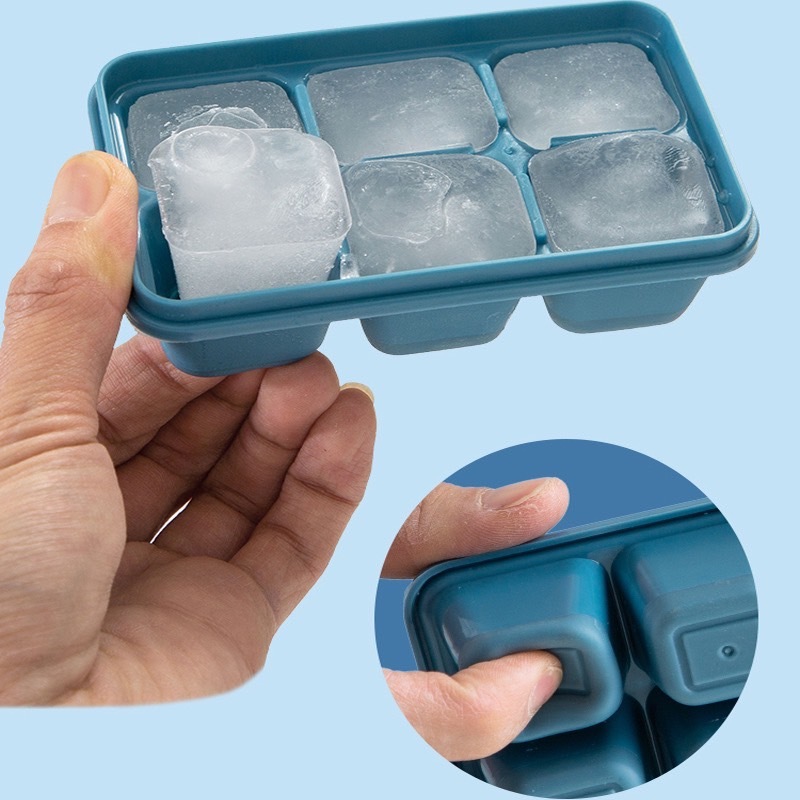 บล๊อคทำน้ำแข็ง 6 ช่อง สำหรับแช่ช่องฟร๊ซตู้เย็น สามารถแช่น้ำ และเครื่องดื่มอื่นๆได้