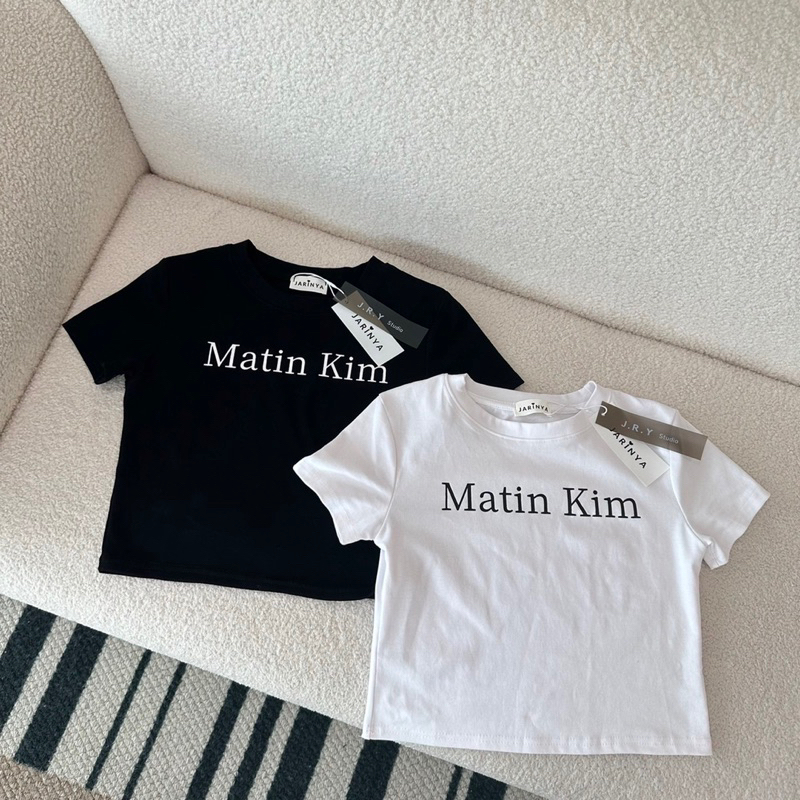Martin top(T433) เสื้อครอปแขนสั้น งานแบรนด์ดังเกาหลี สกรีนชื่อ MARTIN KIM ผ้ายืดเกรดดี ทรงสวย ใส่พอด