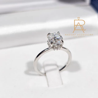 แหวนเงินแท้ ชุบทองคำขาว ฝังเพชร Moissanite Oval cut 2กะรัตและมีฝังใต้ฐาน