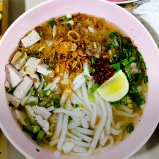 เส้นข้าวเปียกลาว เส้นใหญ่ 1กิโล (เส้นก๋วยจั๊บลาว)