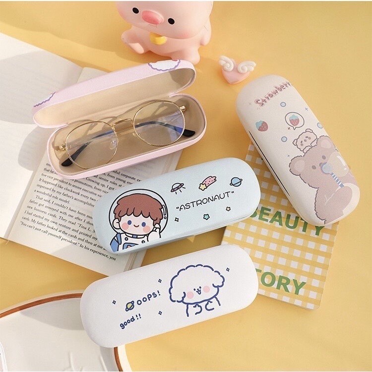 (สินค้าพร้อมส่งจากไทย)  กล่องแว่นตา ลายการ์ตูนน่ารัก  Size 16.5x6.3 cm (แถมฟรีผ้าเช็ดแว่น)