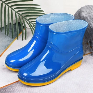 LGShoesสุดปังรองเท้าบูทสำหรับผู้หญิงเหมาะสำหรับการใช้งานหน้าฝนทนวัสดุทำจากยางอย่างดี มี ถึง5 สี ใช้งานก็ได้สายแฟชั่นก็ดี