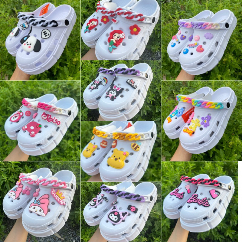 พร้อมส่ง (แนะนำเผื่อ 1 size) รองเท้าหัวโต ทรงรถถัง ติดตัวการ์ตูนน่ารักๆ พื้นสูงเสริมส้น 4 ซม. (มีต่อ)