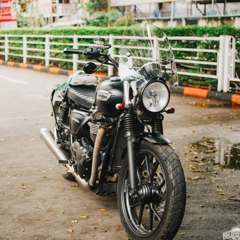 ชิวบังลมแบรนด์Oldman​ แท้100% ชิวทรงสูง​ ชิวรถทัวร์ริ่ง Triumph T100 T120 Street Twin Scrambler 400X thumbnail 4