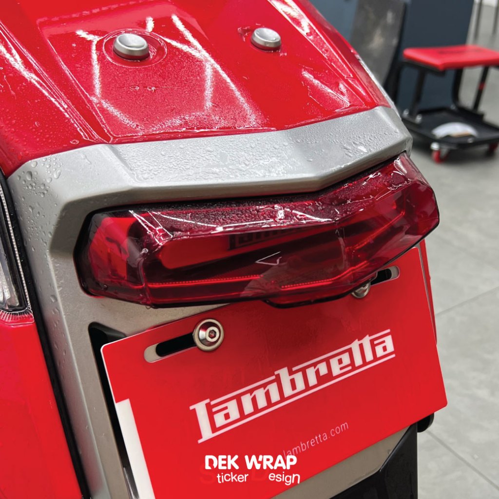 Lambretta G350 ฟิล์มกันรอยไฟท้าย