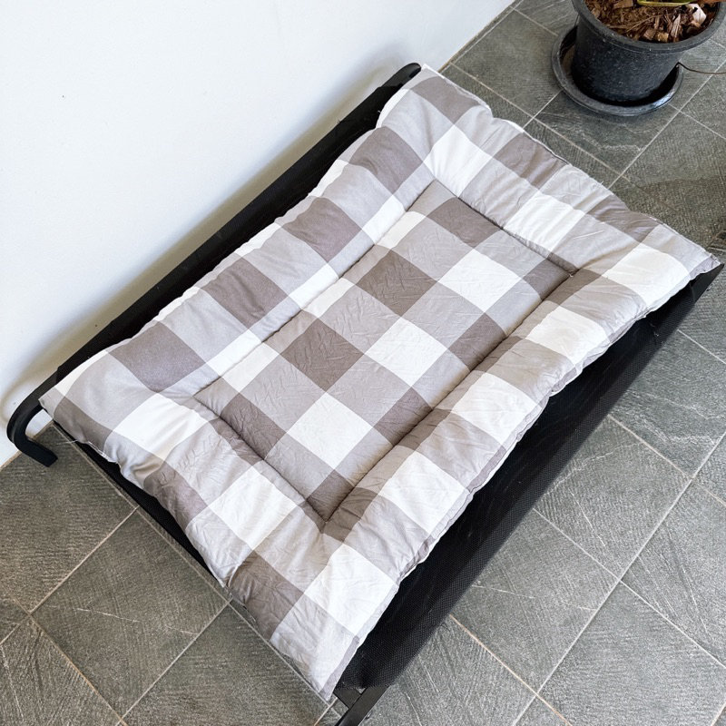 พร้อมส่ง 🐶ที่นอนหมา เบาะเสริมเตียงสนามน้องหมา มีสายรัด ผ้าคอตตอน งานไทย พร้อมส่ง🐶 - รูปที่ 5